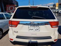 جیپ گراند شیرۆکی